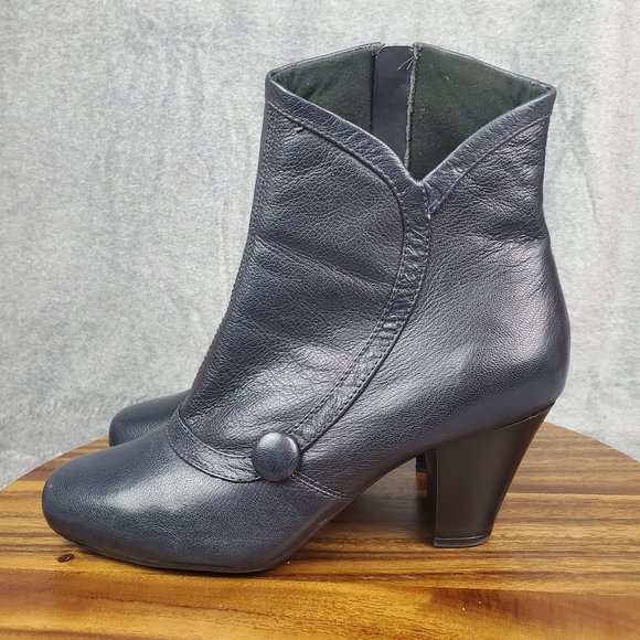 Clarks Bendables Ruby Glimmer Heel Boots Women's 9 Wide Blue Leather Zip Comfort - Picture 3 of 8